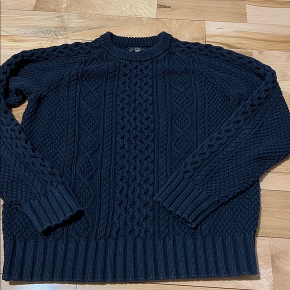 L.L. Bean Men's Navy Cable Knit Sweater - Picture 15 of 15